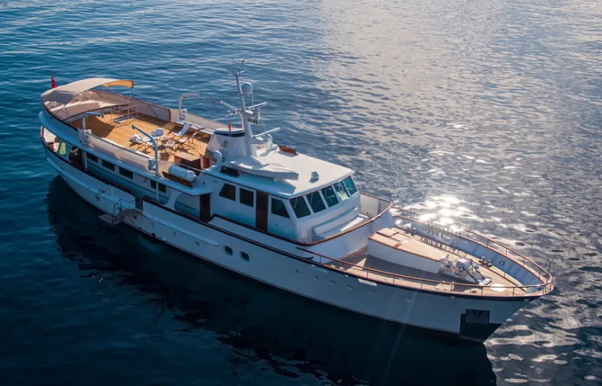 Exploring the Bahamas in Unmatched Luxury with a Feadship Yacht Charter